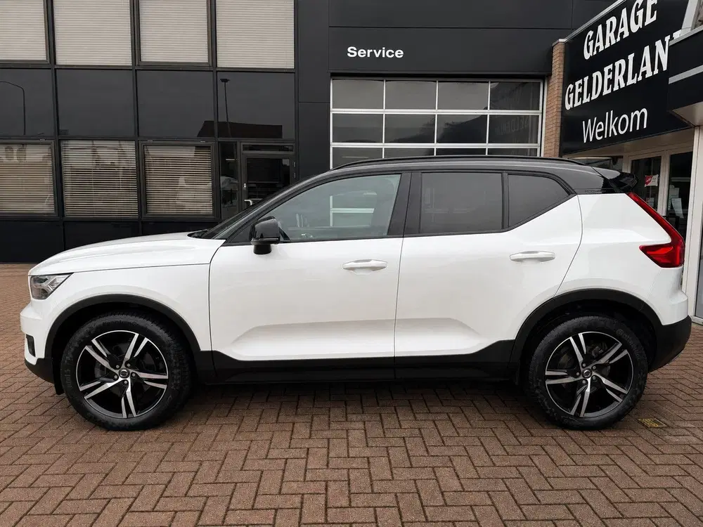Volvo XC40 1.5 T3 R-Design uit 2019, foto 13