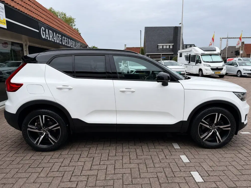 Volvo XC40 1.5 T3 R-Design uit 2019, foto 7
