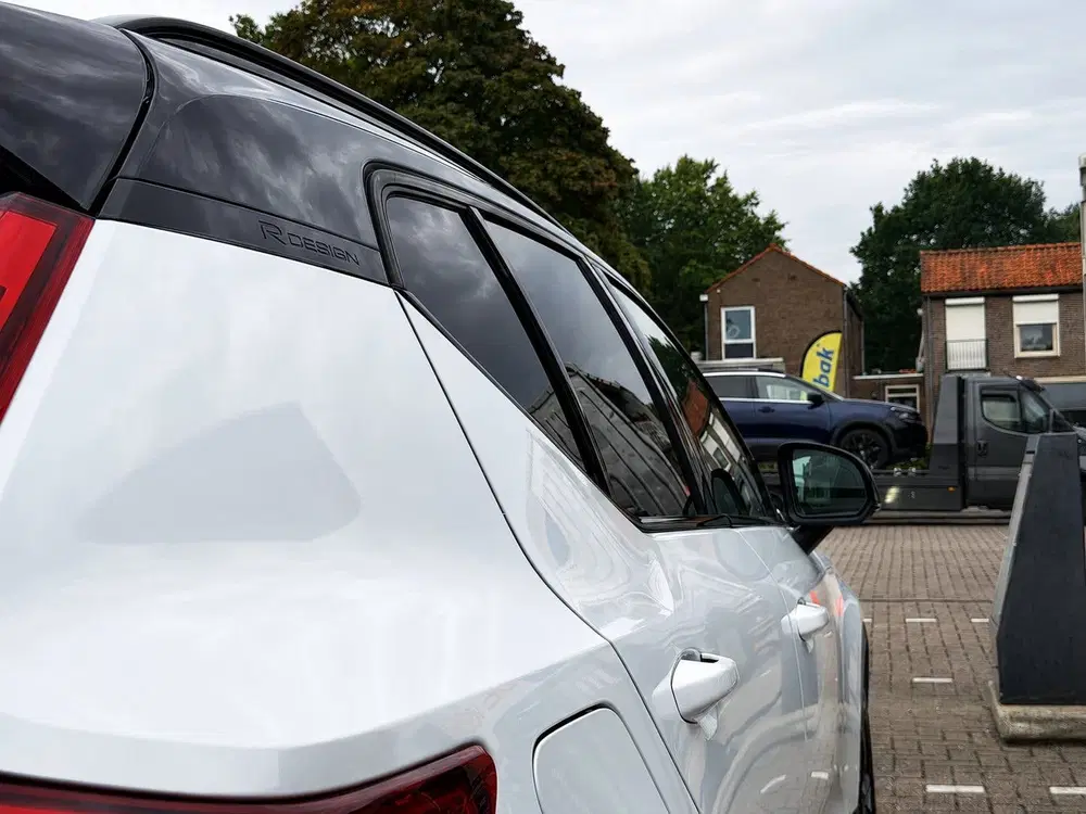 Volvo XC40 1.5 T3 R-Design uit 2019, foto 9