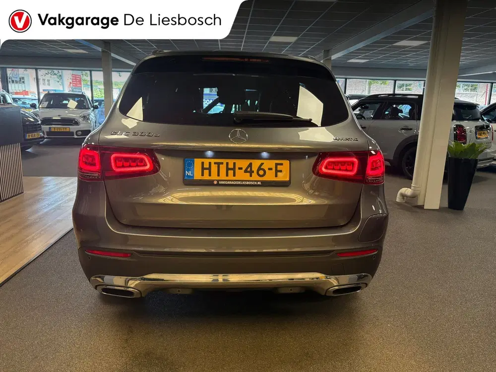 Mercedes-Benz GLC 300e 4MATIC Premium Plus uit 2020, foto 10