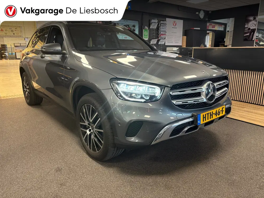 Mercedes-Benz GLC 300e 4MATIC Premium Plus uit 2020, foto 4
