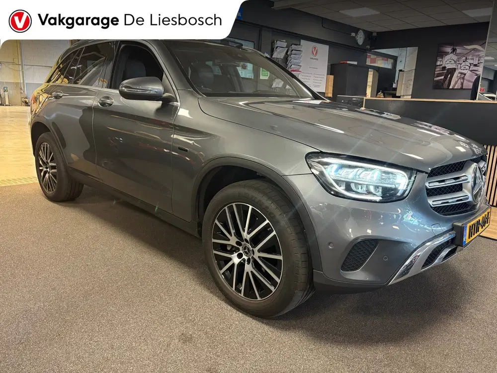 Mercedes-Benz GLC 300e 4MATIC Premium Plus uit 2020, foto 5