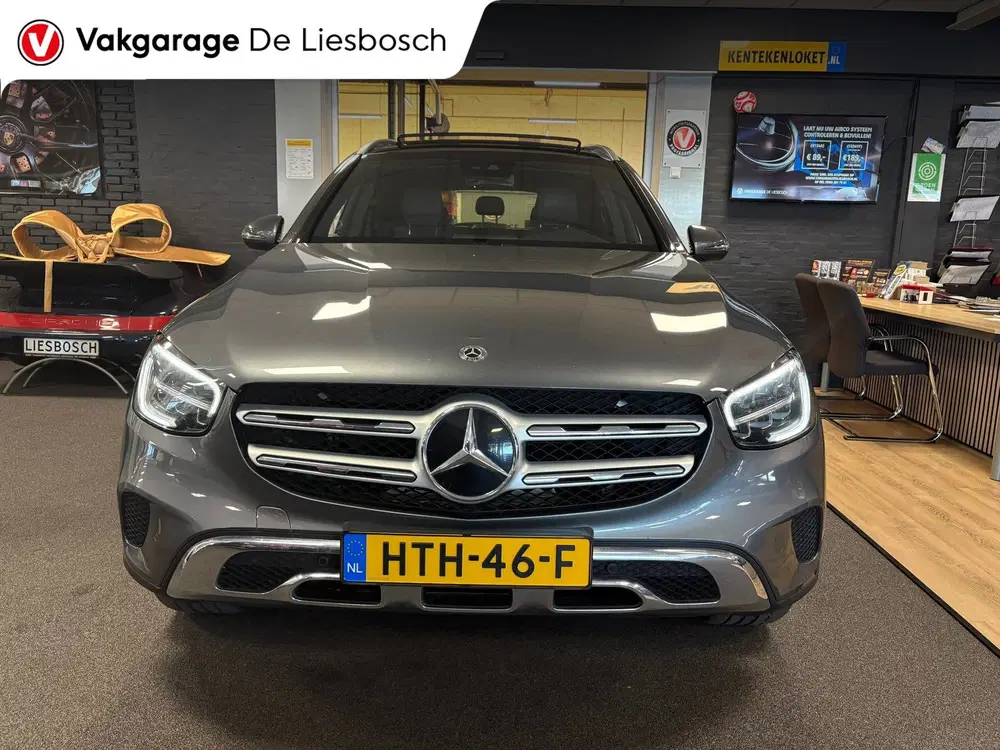 Mercedes-Benz GLC 300e 4MATIC Premium Plus uit 2020, foto 6