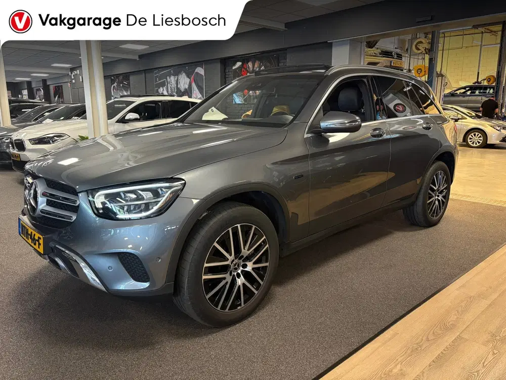 Mercedes-Benz GLC 300e 4MATIC Premium Plus uit 2020, foto 8
