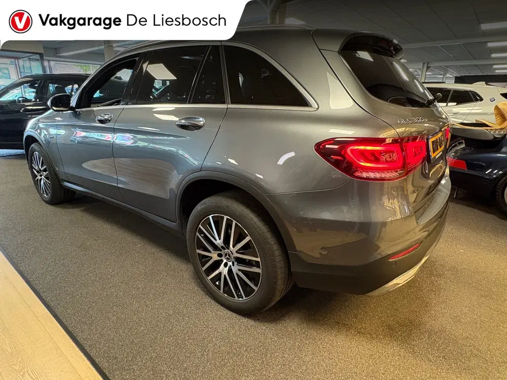 Mercedes-Benz GLC 300e 4MATIC Premium Plus uit 2020, foto 9