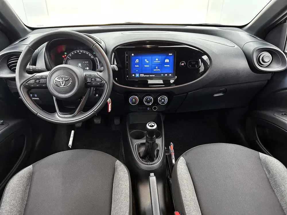 Toyota Aygo X 1.0 VVT-i MT Play uit 2025, foto 4