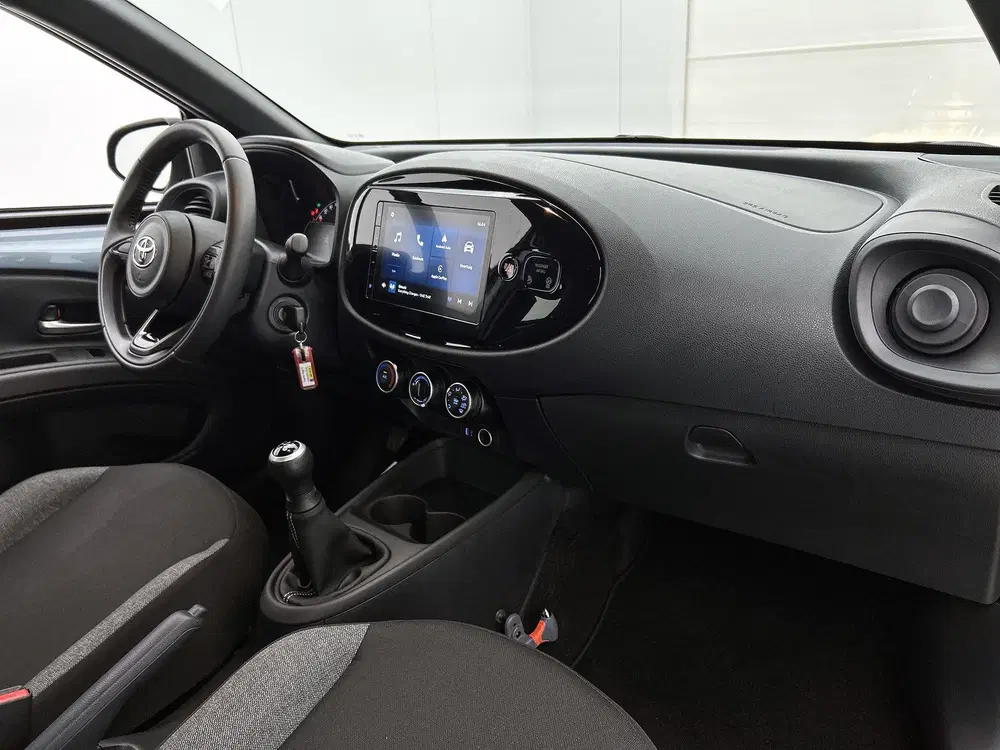 Toyota Aygo X 1.0 VVT-i MT Play uit 2025, foto 6