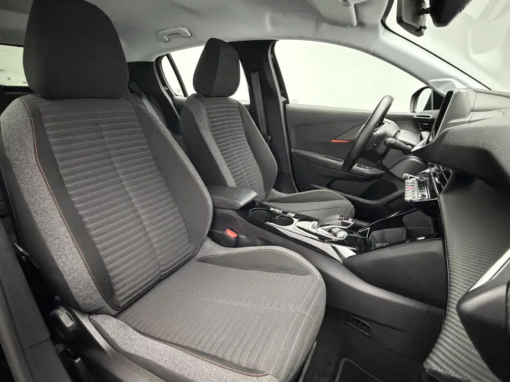 Peugeot 208 EV Active Pack 50 kWh 3-Fase SOH 92 uit 2022, foto 15