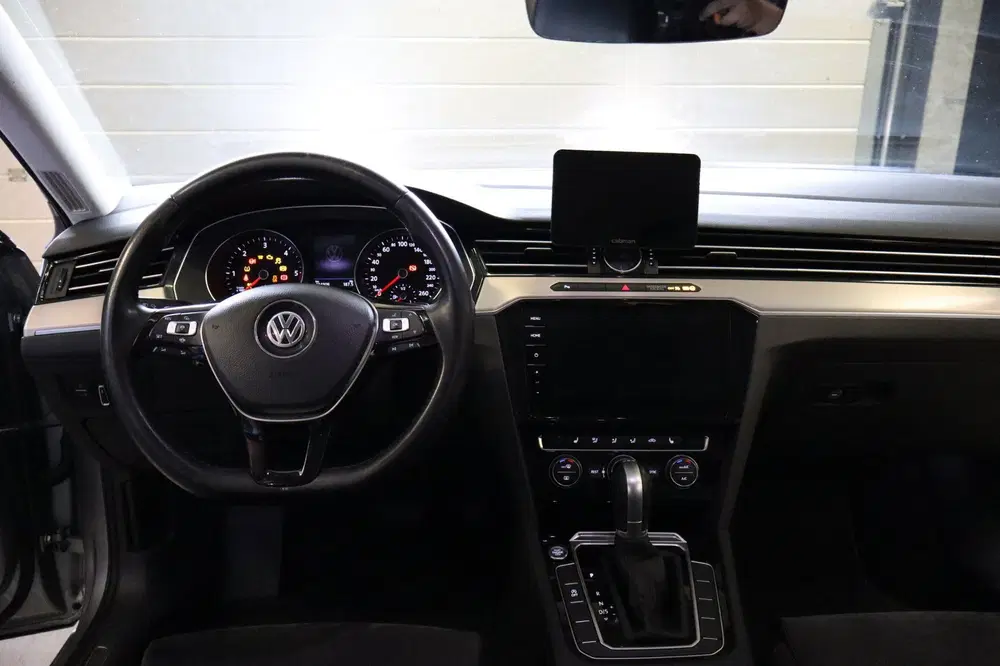 Volkswagen Passat 2.0 TDI Comfortline Business uit 2019, foto 11