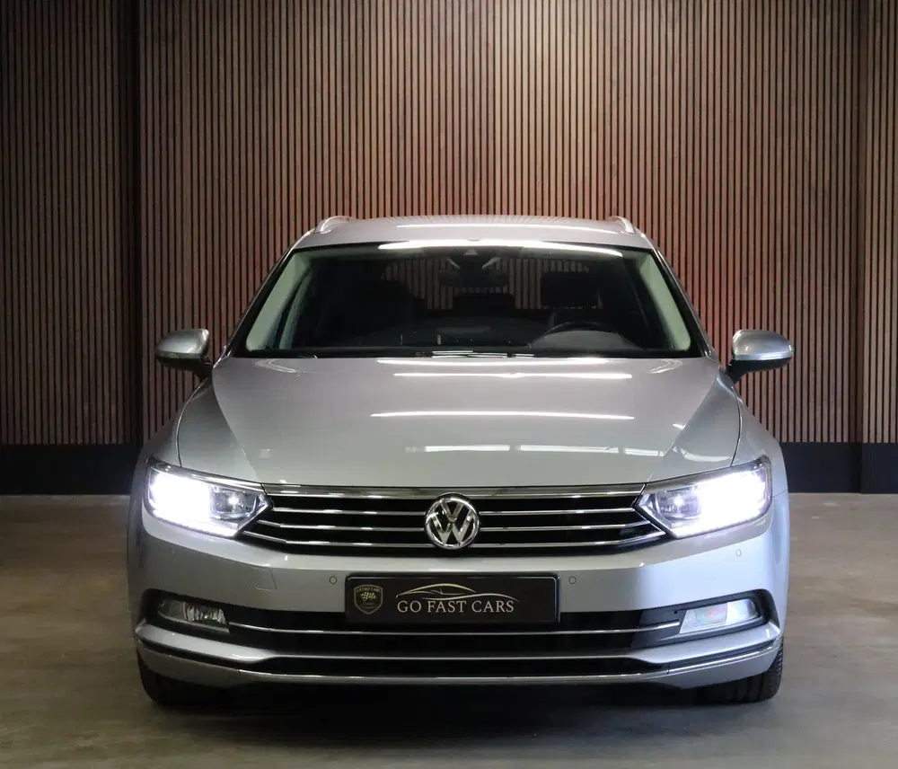Volkswagen Passat 2.0 TDI Comfortline Business uit 2019, foto 2