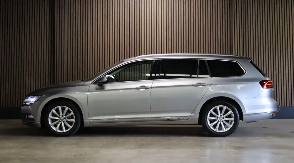 Volkswagen Passat 2.0 TDI Comfortline Business uit 2019, foto 4