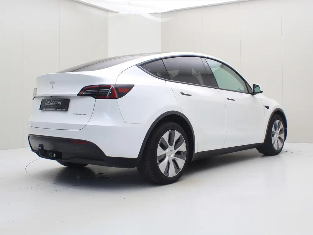 Tesla Model Y Long Range AWD 75kWh 351pk 95.2% SoH [ TRE uit 2023, foto 3