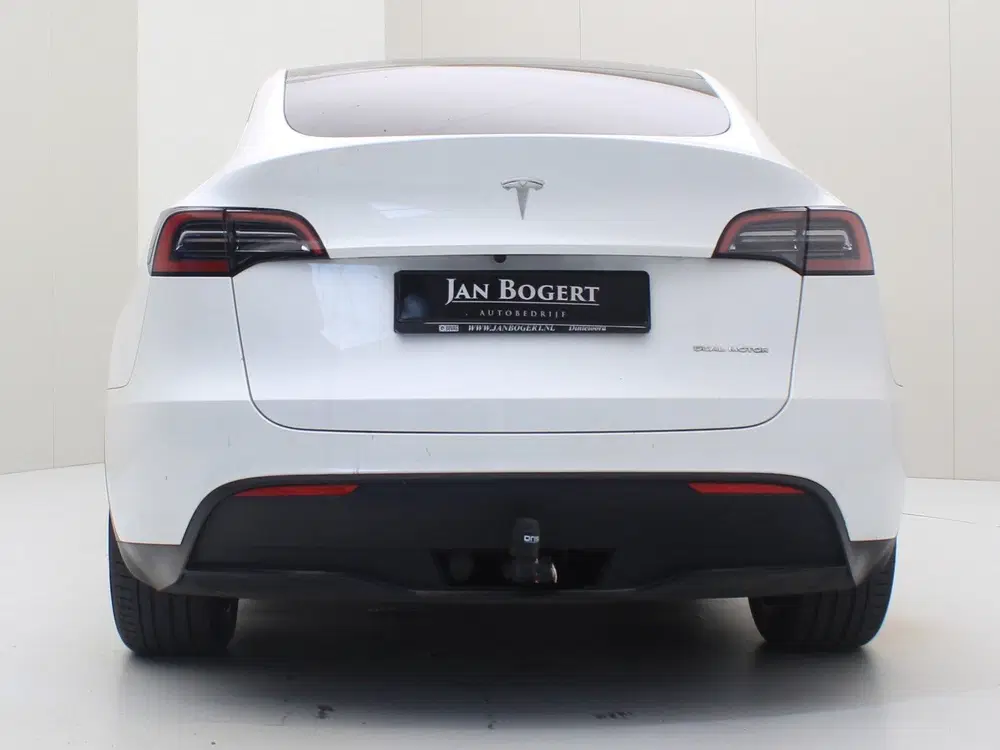 Tesla Model Y Long Range AWD 75kWh 351pk 95.2% SoH [ TRE uit 2023, foto 7