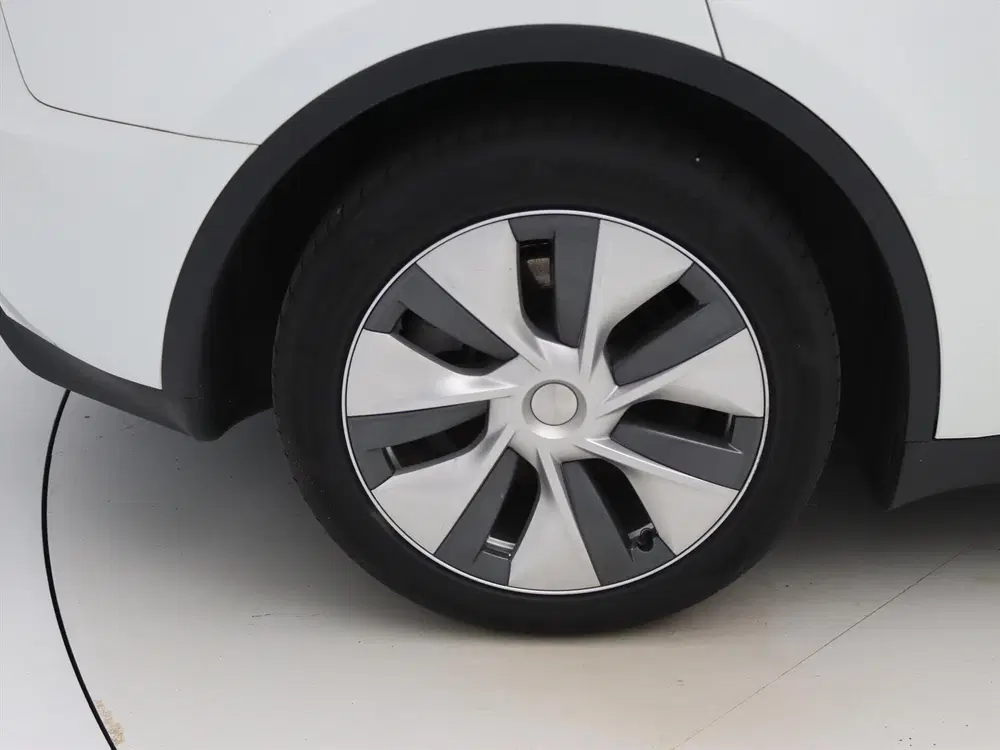Tesla Model Y Long Range AWD 75kWh 351pk 95.2% SoH [ TRE uit 2023, foto 9