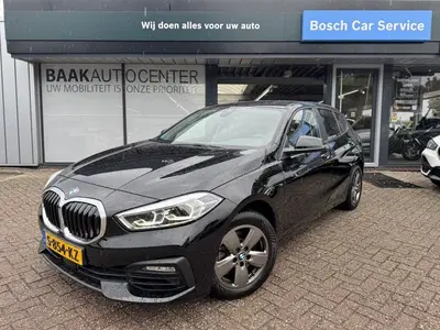 BMW 1-serie 116i uit 2023