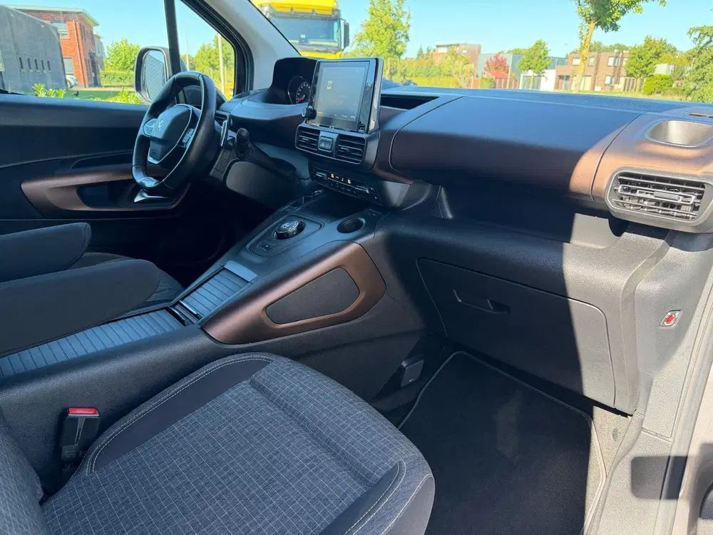Peugeot Rifter 1.2 Puretech GT-Line uit 2019, foto 13