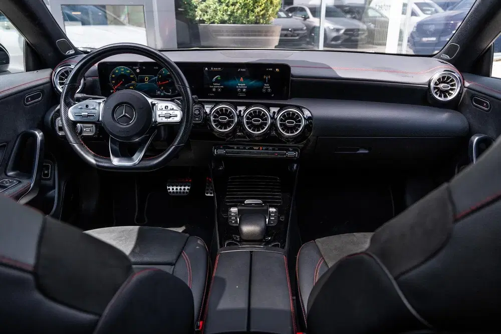 Mercedes-Benz CLA Mercedes CLA-klasse 200 AMG uit 2020, foto 10