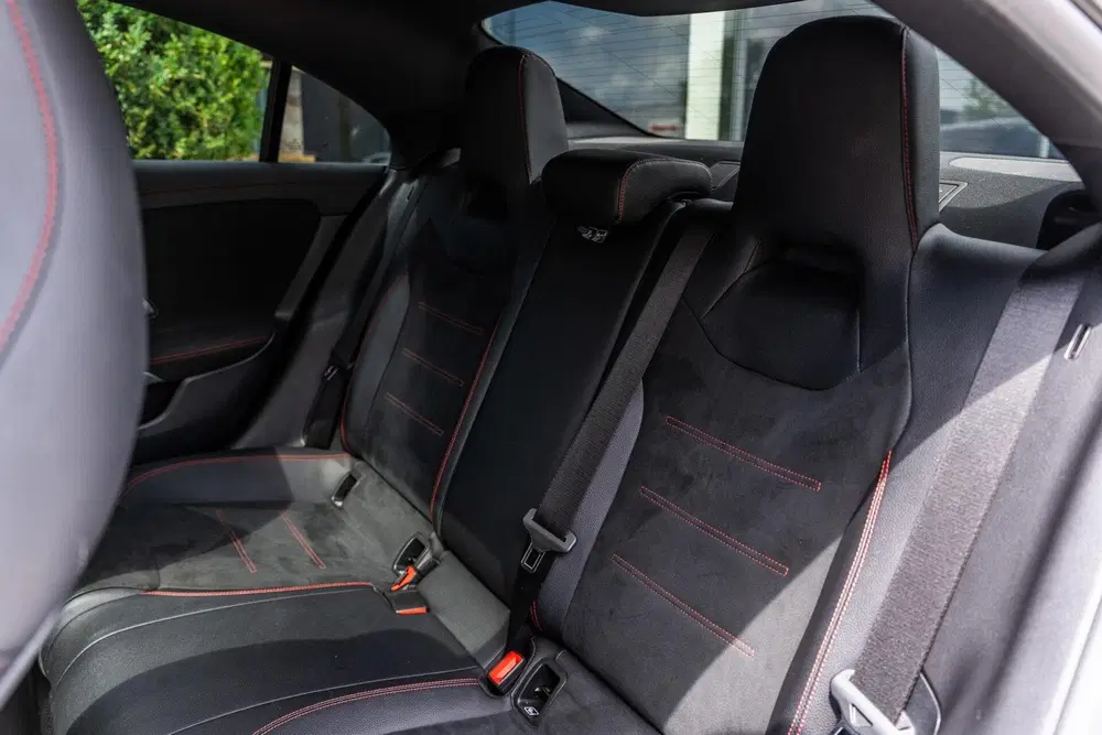 Mercedes-Benz CLA Mercedes CLA-klasse 200 AMG uit 2020, foto 15