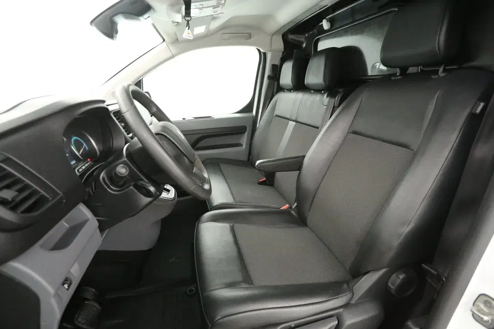 Peugeot Expert 75 kWh L2H1 uit 2022, foto 11
