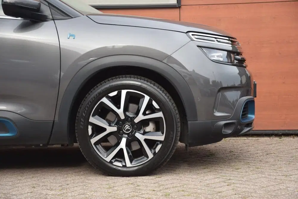 Citroën C5 Aircross Citroen C5 Aircross 1.6 Plug-in Hybrid 225 uit 2021, foto 13