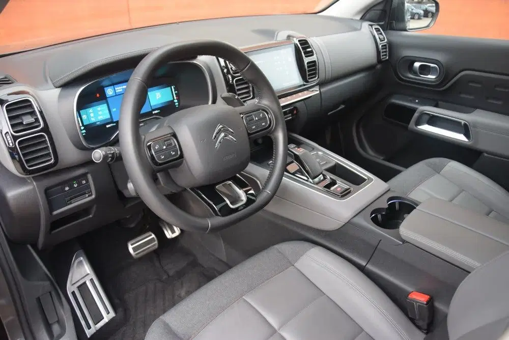 Citroën C5 Aircross Citroen C5 Aircross 1.6 Plug-in Hybrid 225 uit 2021, foto 7