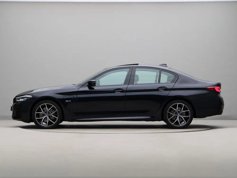 BMW 5-serie 530e Sedan M-Sport (bj 2022 uit 2022, foto 11