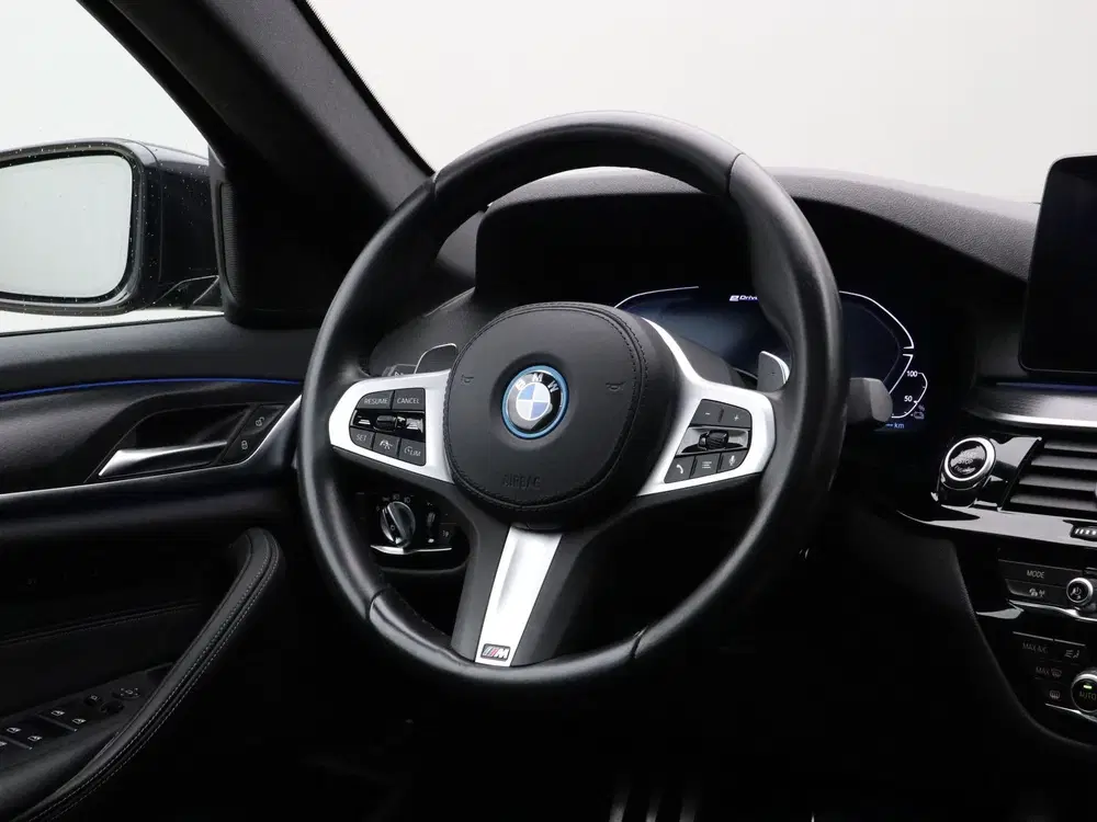 BMW 5-serie 530e Sedan M-Sport (bj 2022 uit 2022, foto 2