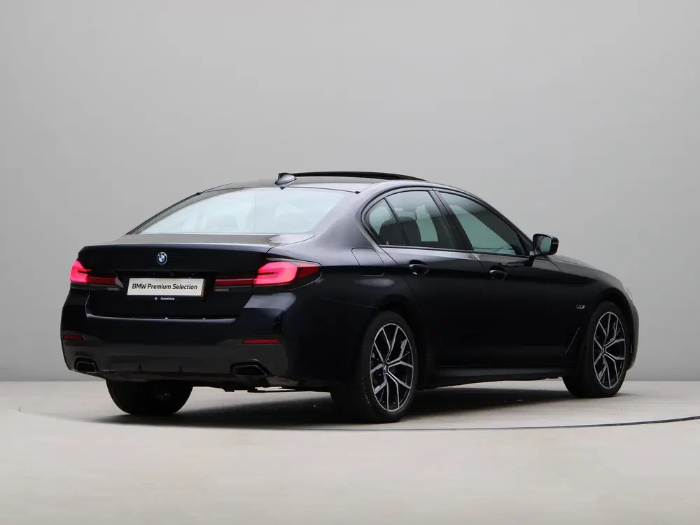 BMW 5-serie 530e Sedan M-Sport (bj 2022 uit 2022, foto 8