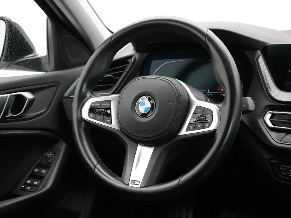 BMW 1-serie 118i Business Edition (bj 2022 uit 2022, foto 2
