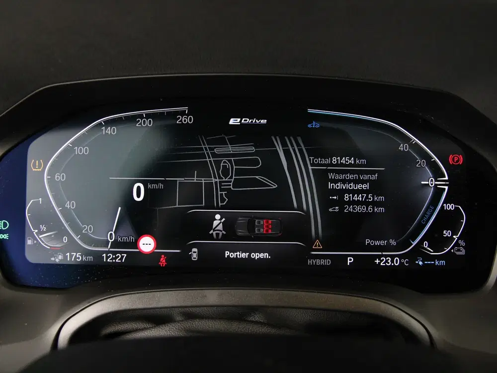 BMW 3-serie 330e Touring xDrive Sport Line (bj 2022) uit 2022, foto 3