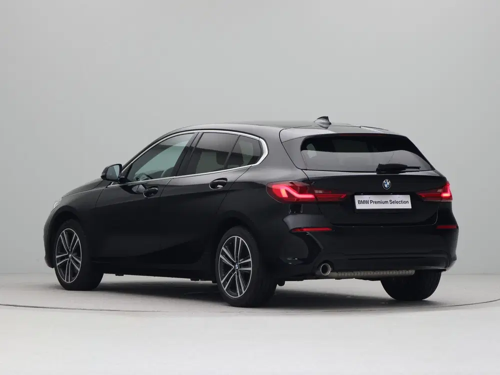 BMW 1-serie 118i Business Edition (bj 2022) uit 2022, foto 11