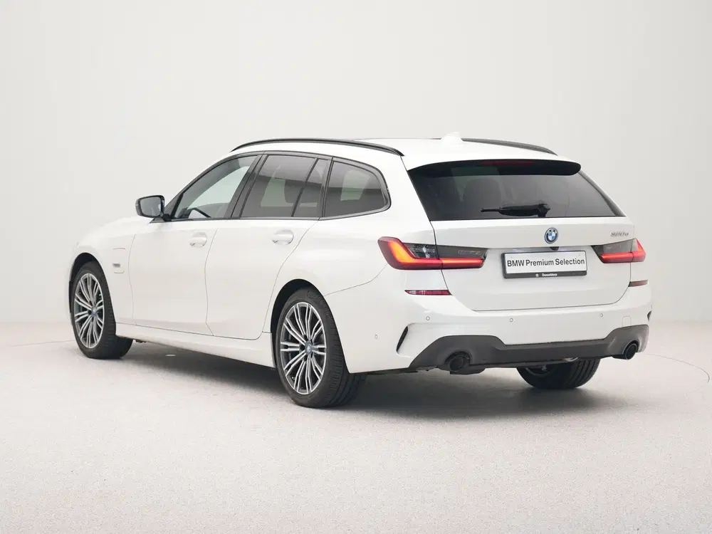 BMW 3-serie 320e Touring Business Edition Plus uit 2022, foto 10