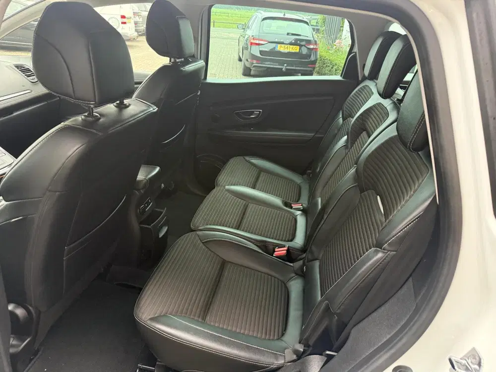 Renault Grand Scenic 1.3 TCe Bose 7p. CARPLAY *ALL-IN PRIJS* uit 2020, foto 14