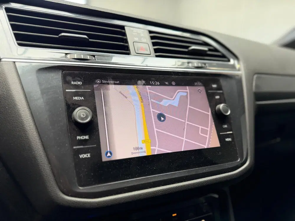 Volkswagen Tiguan Allspace 1.5 TSI R LINE uit 2022, foto 8