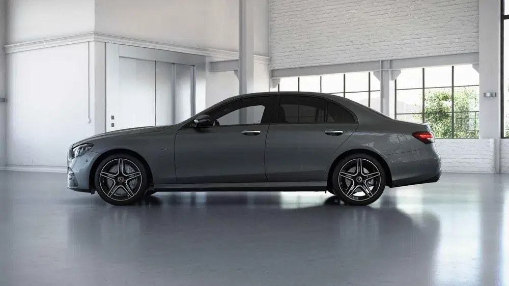 Mercedes-Benz E-Klasse 300 e AMG Line uit 2021, foto 12