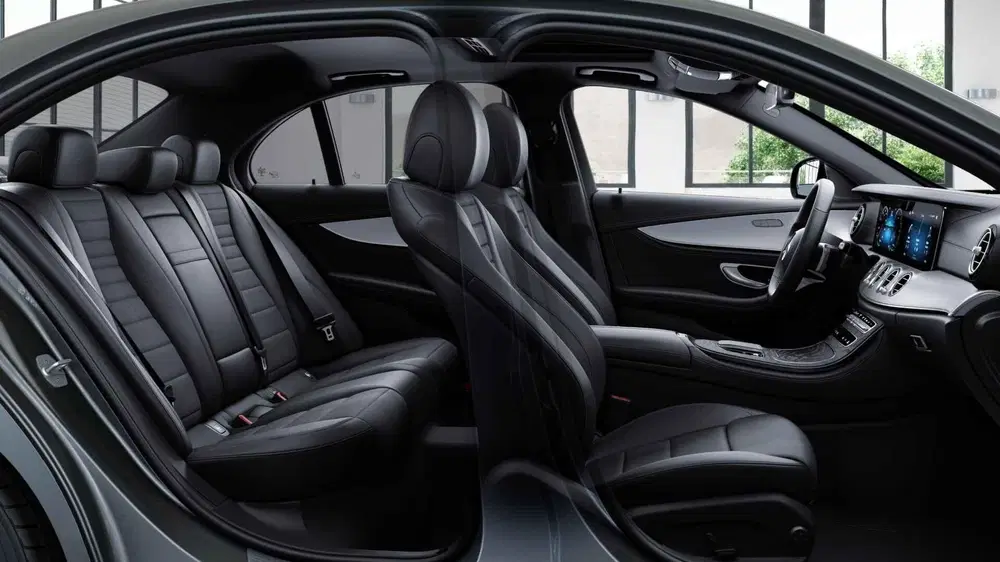 Mercedes-Benz E-Klasse 300 e AMG Line uit 2021, foto 7