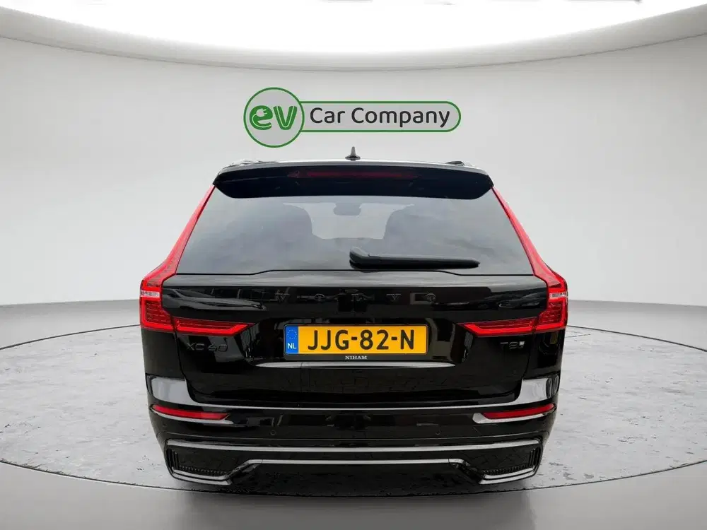 Volvo XC60 2.0 T8 Plug-in hybrid AWD Plus Black Editi uit 2024, foto 10