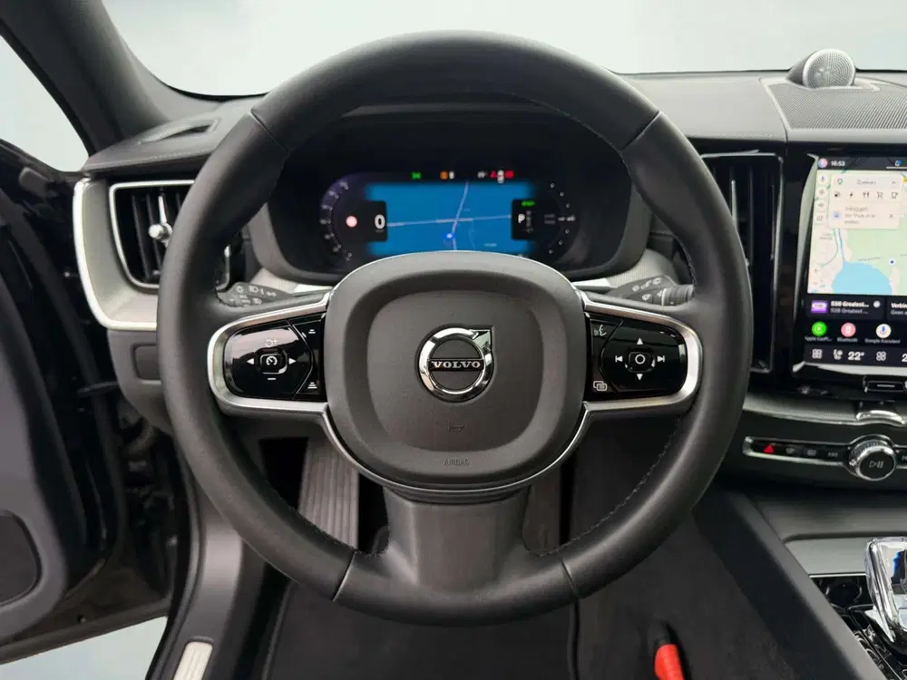 Volvo XC60 2.0 T8 Plug-in hybrid AWD Plus Black Editi uit 2024, foto 7
