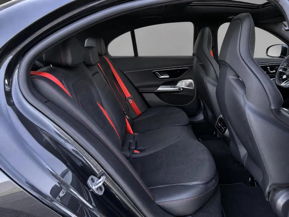 Mercedes-Benz E-Klasse AMG 53 4MATIC+ uit 2025, foto 10