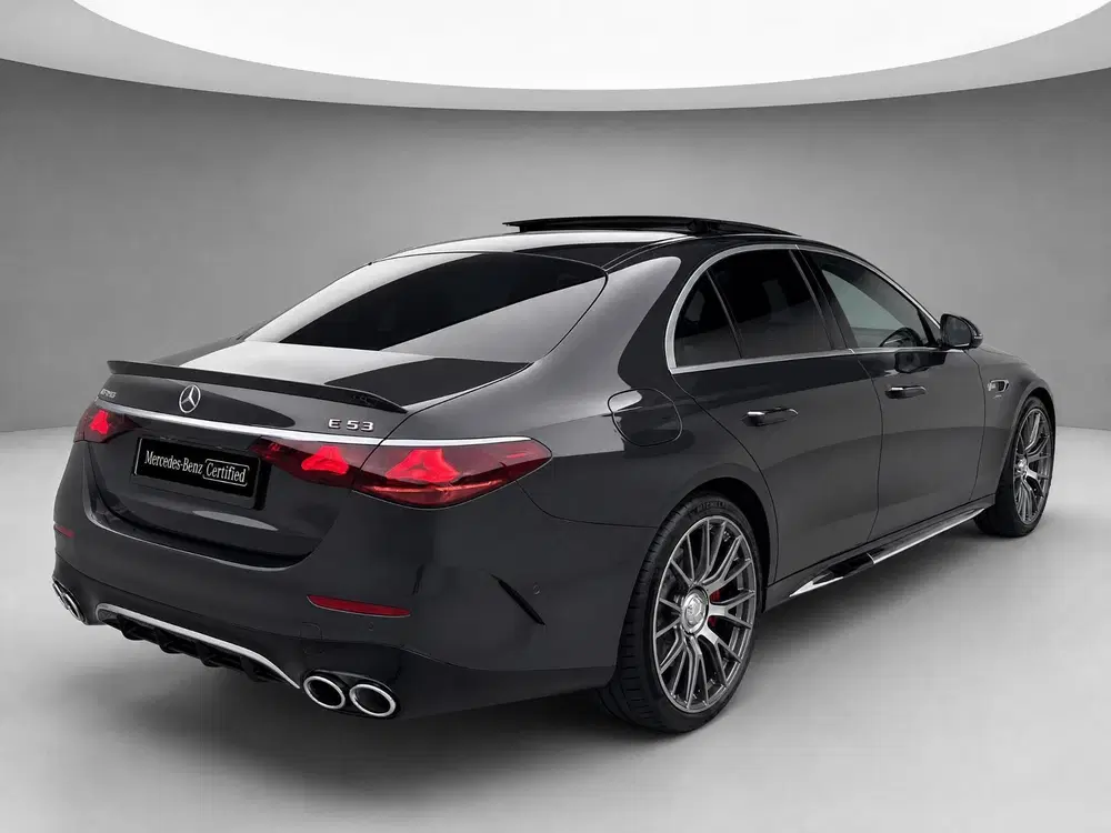 Mercedes-Benz E-Klasse AMG 53 4MATIC+ uit 2025, foto 2