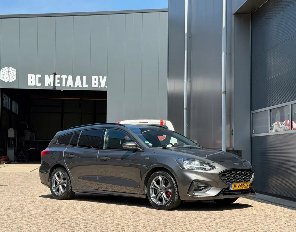Ford Focus 1.0 Vignale ST-Line bj.2019 Camera uit 2019, foto 7