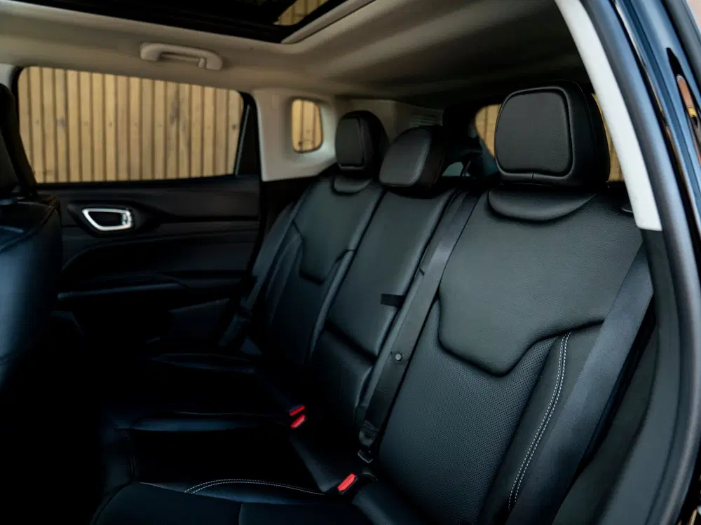 Jeep Compass 4xe 240pk Phev Summit uit 2025, foto 9