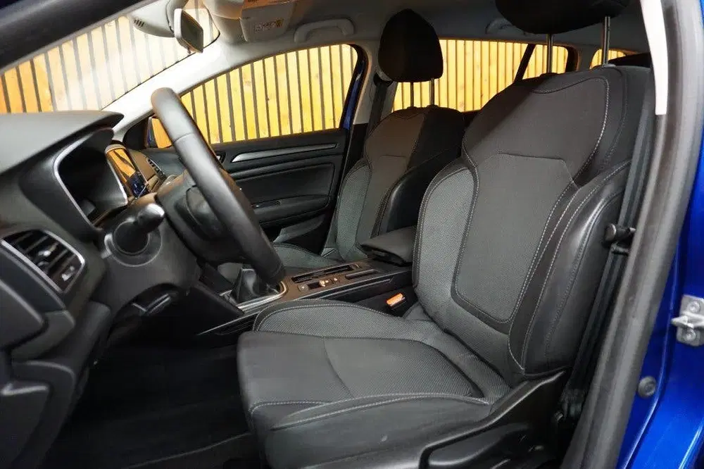 Renault Megane Renault Megane 1.3 TCE 140 Equilibre Navi uit 2023, foto 8