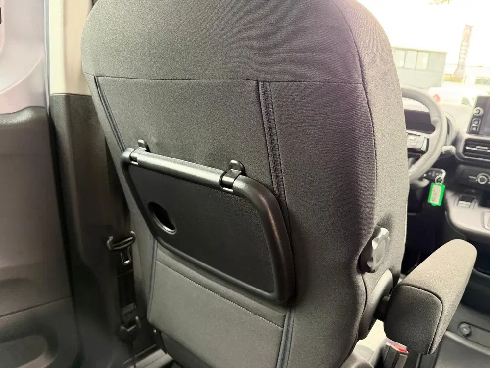 Citroën Berlingo Plus M L1 50 kWh 1 fase lader Apple CarP uit 2025, foto 15