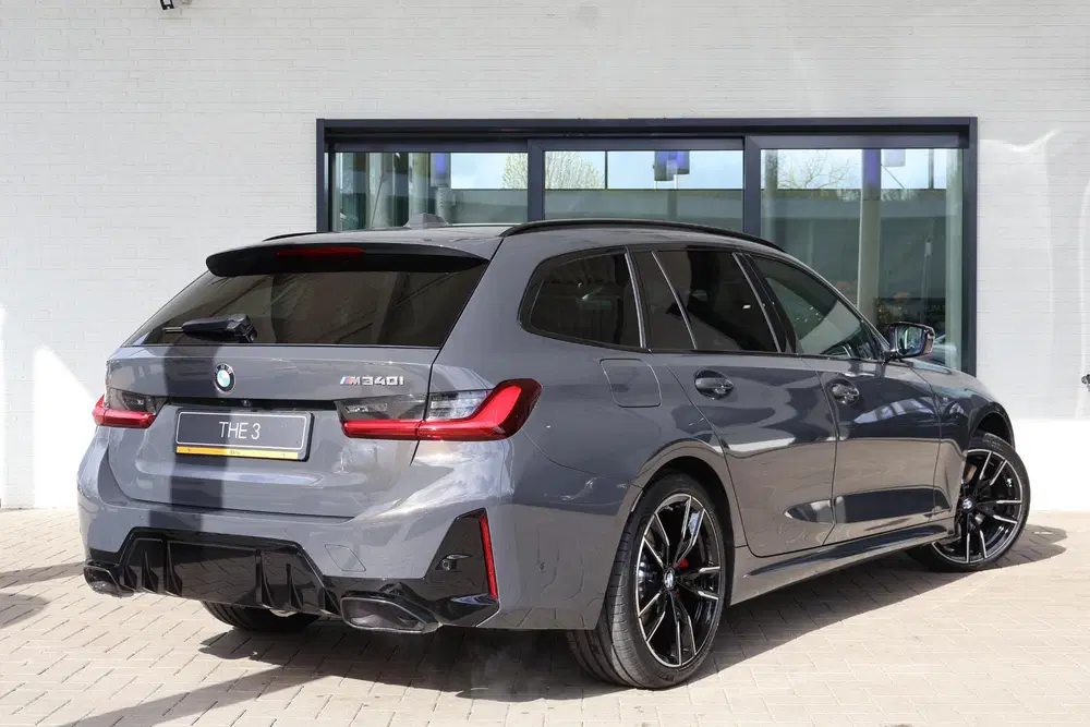 BMW 3-serie Touring M340i xDrive uit 2026, foto 2