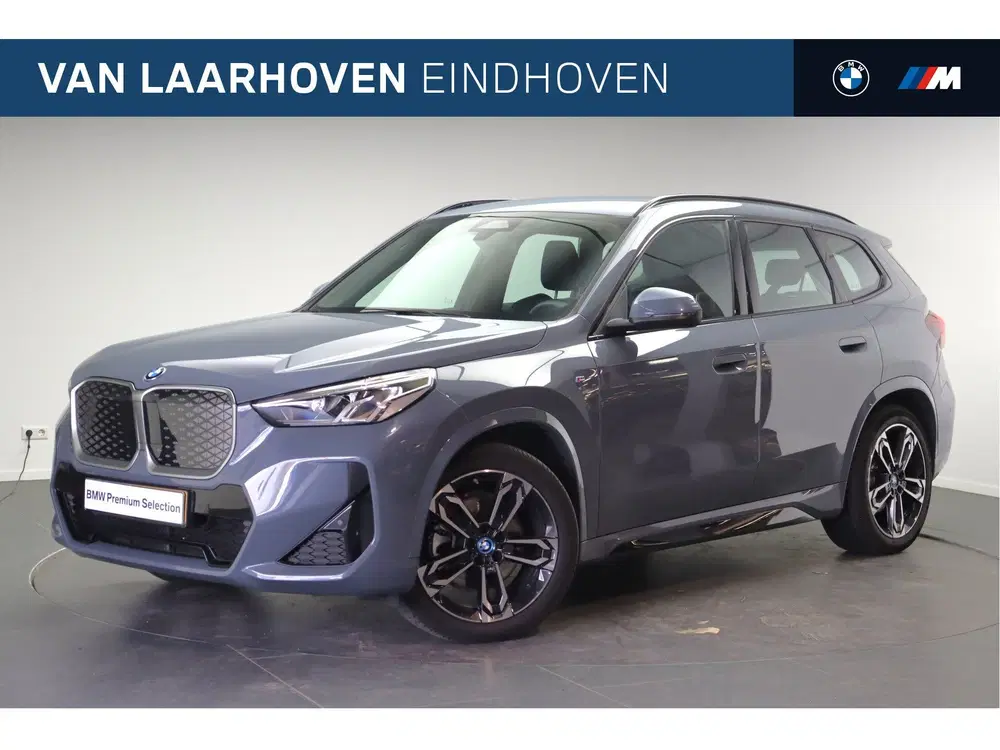 BMW iX1 xDrive30 M Sport uit 2025