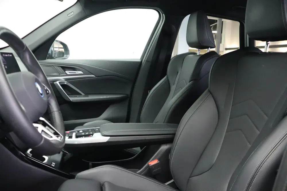 BMW iX1 xDrive30 M Sport uit 2025, foto 10
