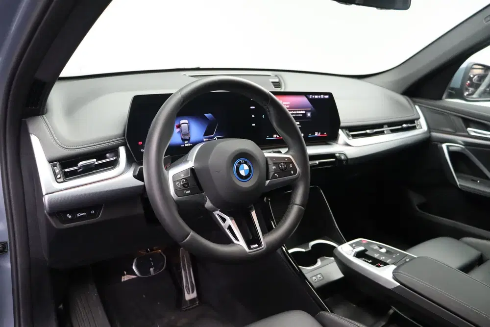 BMW iX1 xDrive30 M Sport uit 2025, foto 11