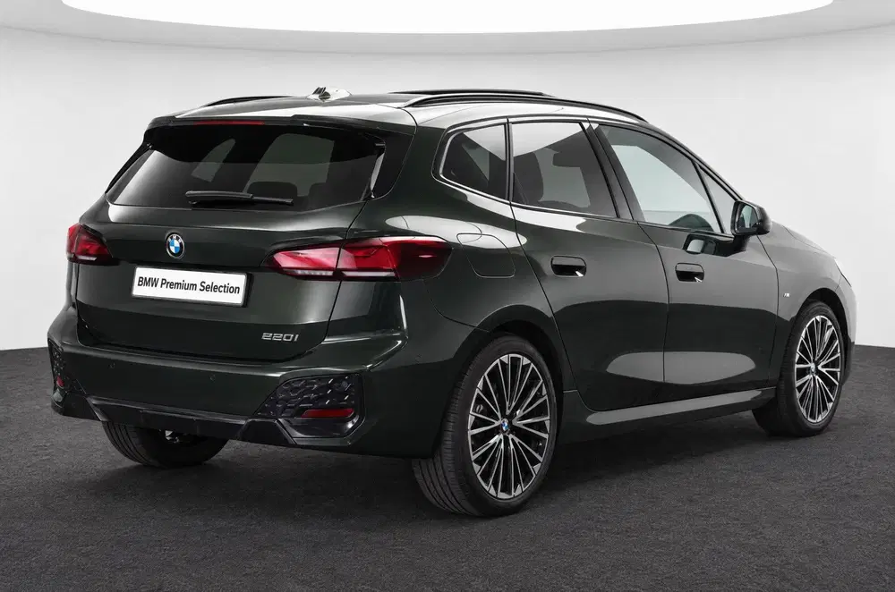 BMW 2-serie Active Tourer 220i M Sport Automaat uit 2025, foto 3