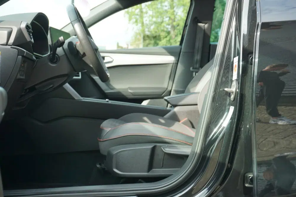 SEAT Leon 1.4 TSI eHybrid PHEV FR Pano uit 2020, foto 10